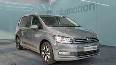 Grau Gebraucht 2024 VW Touran Move Van / Kleinbus | 36.630 € (Fairer Preis)