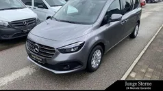 Grau Neu 2025 Mercedes 180 Progressive Limousine | 36.850 € (Fairer Preis)