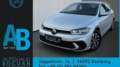Silber Gebraucht 2024 VW Polo Life Limousine | 18.880 € (Guter Preis)
