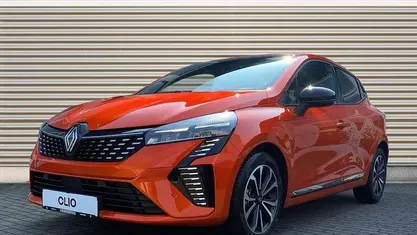 Gebraucht 2025 Renault Clio V Techno Limousine | 21.570 € (Fairer Preis)