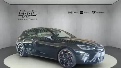 Mitternachtsschwarz Gebraucht 2025 Cupra Leon VZ Kombi | 36.490 € (Superpreis)