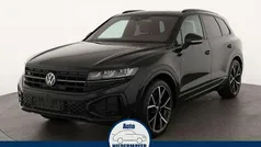 Grenadill schwarz metallic Neu 2025 VW Touareg R-line SUV | 81.995 € (Guter Preis)