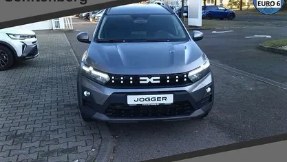 Neu Dacia Jogger Journey 110 PS (80 kW) 2026 Grau Van / Kleinbus