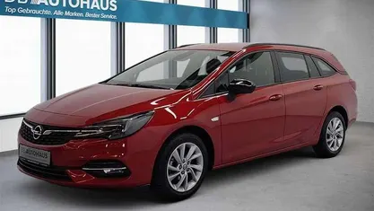 Gebraucht Opel Astra Edition 145 PS (106 kW) 2022 Rot Kombi