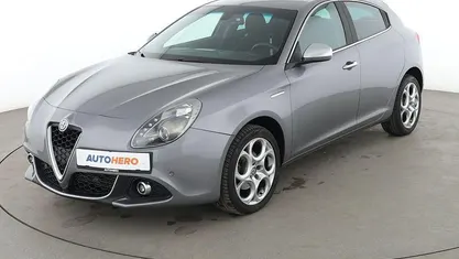 Silber Gebraucht 2020 Alfa Romeo Giulietta Super Limousine | 13.340 € (Fairer Preis)