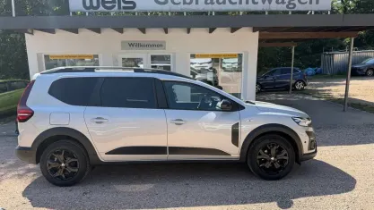 Gebraucht Dacia Jogger Extreme 110 PS (80 kW) 2022 Gris moonstone Van / Kleinbus