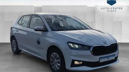 Weiß Gebraucht 2025 Skoda Fabia Essence Kleinwagen | 18.310 € (Fairer Preis)