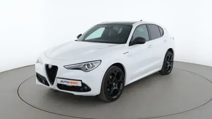 Gebraucht Alfa Romeo Stelvio Estrema 209 PS (153 kW) 2022 Weiß SUV