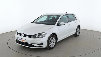 Gebraucht VW Golf VII Comfortline 2018 Weiß Limousine