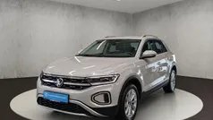 Gebraucht 2025 VW T-Roc Style SUV | 28.900 € (Fairer Preis)