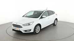 Weiß Gebraucht 2018 Ford Focus Titanium Limousine | 11.550 € (Fairer Preis)