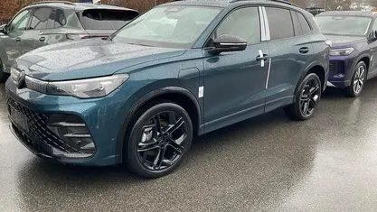 Gebraucht 2026 VW Tiguan R-line SUV | 58.445 € (Fairer Preis)