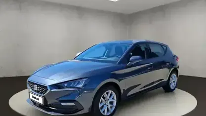 Gebraucht Seat Leon Style 110 PS (80 kW) 2023 "magnetic tech" Limousine