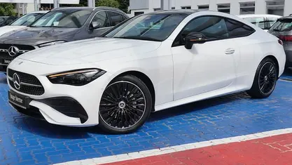 Manufaktur lack manufaktur opalithweiß bright Gebraucht 2024 Mercedes CLE300 AMG Coupé | 54.950 € (Fairer Preis)
