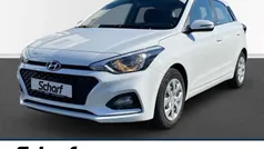 Weiss Gebraucht 2020 Hyundai i20 Select Kleinwagen | 11.490 € (Fairer Preis)
