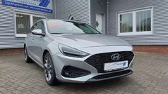Silber Gebraucht 2024 Hyundai i30 Advantage Kombi | 24.490 € (Fairer Preis)