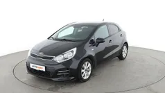 Schwarz Gebraucht 2015 Kia Rio DREAM-TEAM Edition Limousine | 8.110 € (Fairer Preis)
