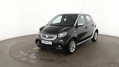 Schwarz Gebraucht 2016 Smart ForFour Basis Kleinwagen | 8.780 € (Fairer Preis)