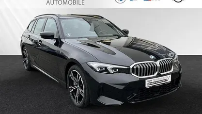 Gebraucht BMW 330 M Sport 245 PS (180 kW) 2024 Saphirschwarz metallic Kombi