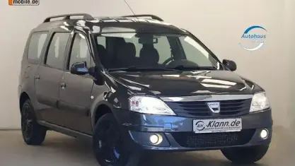 Gebraucht Dacia Logan MCV Lauréate 96 PS (70 kW) 2009 Grau Kombi
