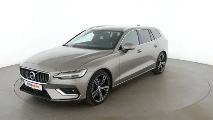 Gebraucht Volvo V60 Inscription 310 PS (228 kW) 2018 Grau Kombi