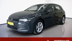 Gebraucht 2024 VW Golf VIII Basis Limousine | 24.220 € (Fairer Preis)