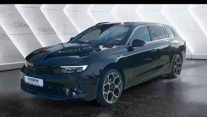 Schwarz Gebraucht 2024 Opel Astra Ultimate Kombi | 23.400 € (Fairer Preis)