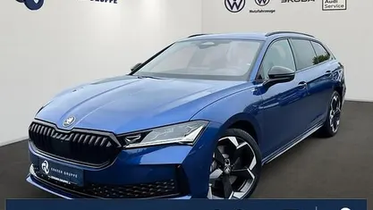 Nuova Skoda Superb SportLine 265 CV (194 kW) 2025 Blu Station wagon