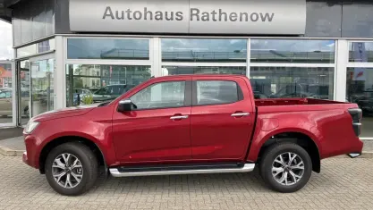 Gebraucht Isuzu D-Max 163 PS (119 kW) 2024 Rot Pickup