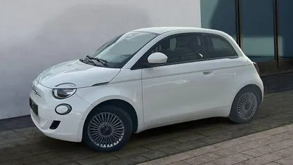 Gebraucht Fiat 500e 86 kW (118 PS) 2023 Weiß Kleinwagen