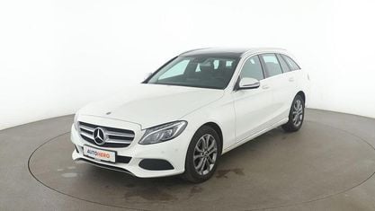 Gebraucht Mercedes C220 Avantgarde 170 PS (125 kW) 2018 Weiß Kombi