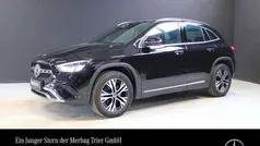 Mercedes GLA220