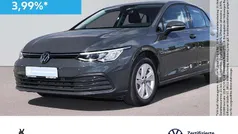 Gebraucht 2023 VW Golf VIII Life Limousine | 22.480 € (Fairer Preis)