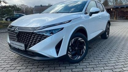 Nowe Nissan Qashqai N-Connecta 158 KM (116 kW) 2026 Biały SUV