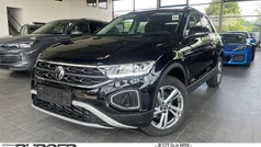 Grenadillschwarz metallic Gebraucht 2025 VW T-Roc Life SUV | 29.970 € (Superpreis)