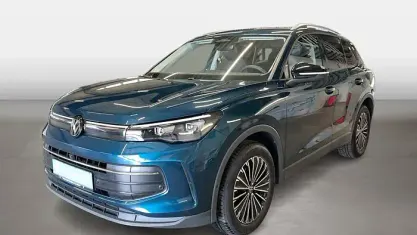 Gebraucht VW Tiguan Goal 131 PS (96 kW) 2025 Nightshade blue SUV