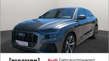 Gebraucht Audi Q8 S-Line 286 PS (210 kW) 2023 Grau SUV