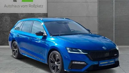 Usado Skoda Octavia RS 200 HP (147 kW) 2021 Azul Carrinha