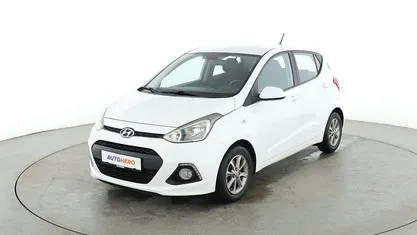 Weiß Gebraucht 2015 Hyundai i10 YES! Kleinwagen | 7.370 € (Fairer Preis)