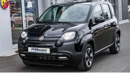 Używany Fiat Panda Cross Cross 69 KM (50 kW) 2023 Czarny Hatchback