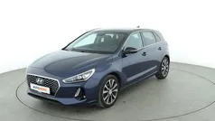 Blau Gebraucht 2017 Hyundai i30 Intro Edition Limousine | 12.140 € (Fairer Preis)