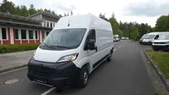 Lackierung weiss icy/typ ausse Neu 2025 Peugeot Boxer Van | 32.130 € (Fairer Preis)
