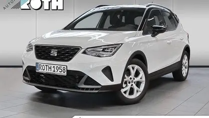 Weiss Neu 2025 Seat Arona FR SUV | 23.987 € (Superpreis)