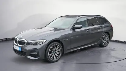 Gebraucht BMW 320e M Sport 163 PS (119 kW) 2021 Grau Kombi