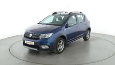 Blau Gebraucht 2017 Dacia Sandero Stepway Ambiance Kleinwagen | 8.690 € (Fairer Preis)