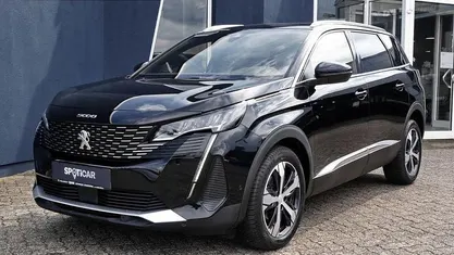 Gebraucht Peugeot 5008 Allure 131 PS (96 kW) 2023 Schwarz Van / Kleinbus