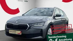 Grau Gebraucht 2025 Skoda Octavia Kombi | 26.220 € (Superpreis)