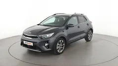 Grau Gebraucht 2020 Kia Stonic Spirit SUV | 18.880 € (Fairer Preis)