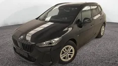 Black sapphire Gebraucht 2024 BMW 220 Active Tourer M Sport Van / Kleinbus | 35.450 € (Fairer Preis)