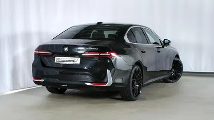 Gebraucht BMW 520 Comfort Edition 197 PS (144 kW) 2024 Schwarz Limousine